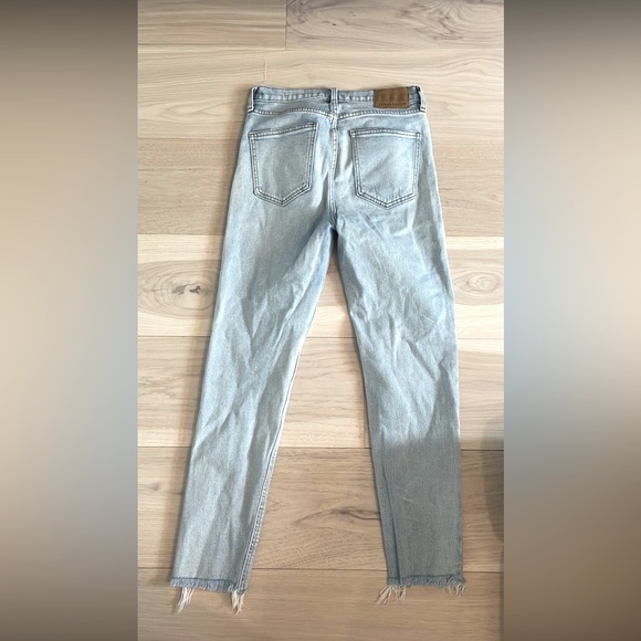 Aritzia Denim Forum Jeans - Picture 2 of 2